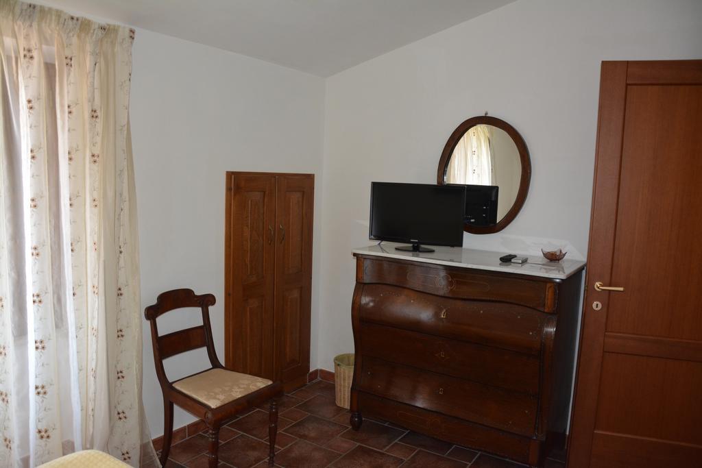 B&B La Casa Rossa เปาลา ห้อง รูปภาพ